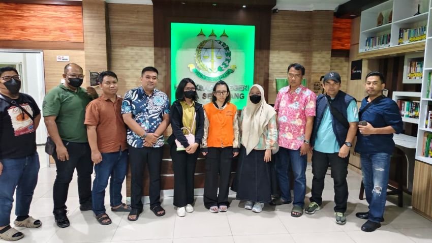 Intelijen Kejagung Amankan Seorang Perempuan, Karyawan Swasta Status Buronan Perkara Penggelapan