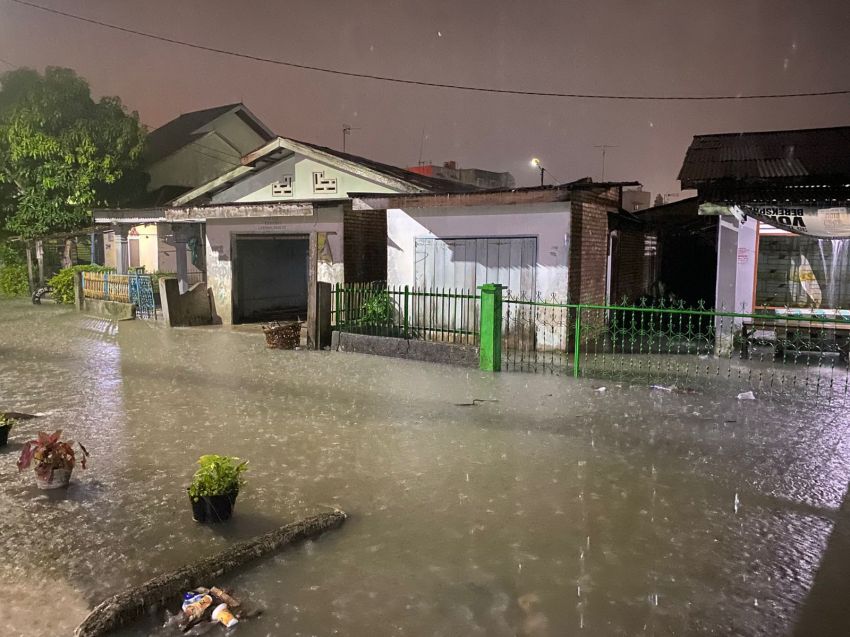 Diguyur Hujan Deras, Jalan Mandailing Tebingtinggi Selalu Terendam Banjir