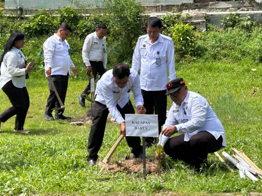 Kalapas Barus dan Jajaran Ikuti Peresmian Ketahanan Pangan Nusakambangan Secara Virtual