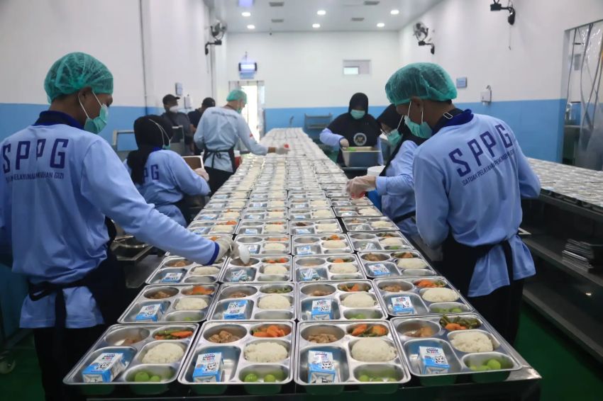 Koki MBG Kini Diwajibkan Miliki Sertifikat