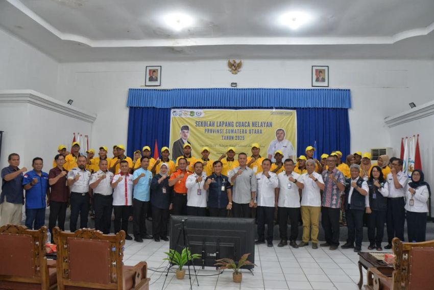 Kunjungi Belawan, Ijeck Harap Nelayan Manfaatkan SLC Demi Keselamatan