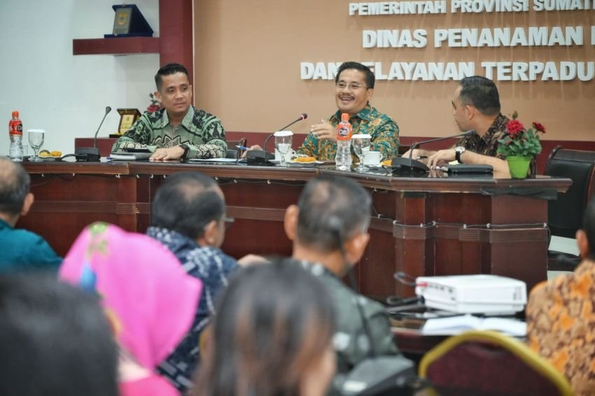 Dorong Perkembangan Ekonomi Sumut, Sekdaprov Ingatkan Dinas PMPTSP Berikan Kemudahan Izin Investasi