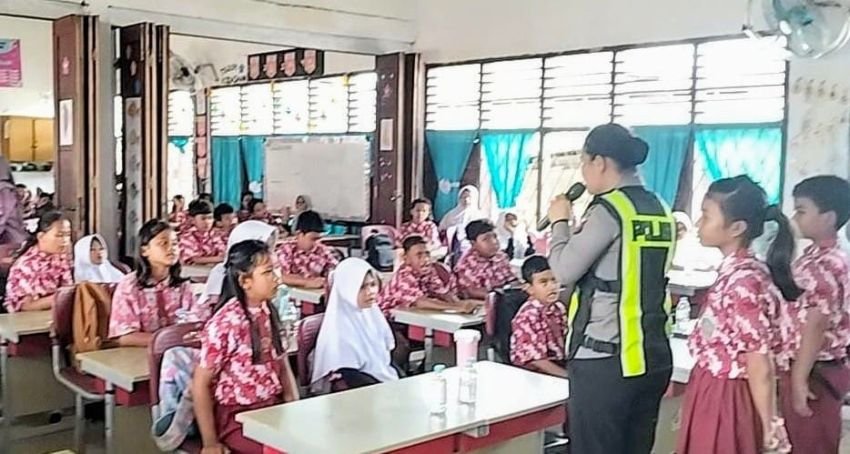 Polres Belawan Sosialisasikan Bahaya Narkoba di SDN 065009 Medan