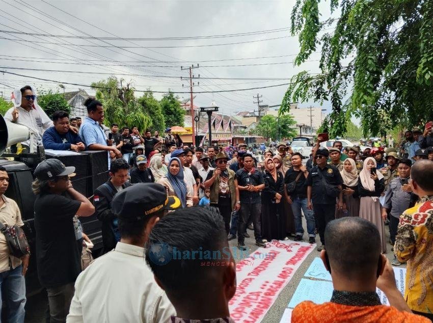 Aliansi Pemuda Tanjungbalai Unjuk Rasa, Sebut DPRD Biang Kerok Pembegal APBD Tanjungbalai
