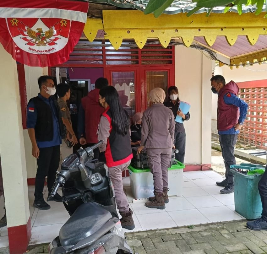 Puluhan Jaksa Geledah Disdik Langkat, Berkas Kontrak Smartboard Disita