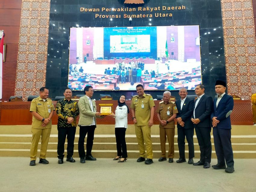 KPK RI Larang Keras Anggota DPRD SU Terima Imbalan Uang Ketuk Palu