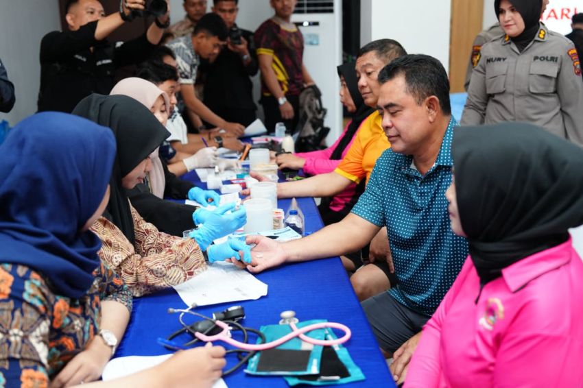 Rayakan HUT ke-77, Polwan Polda Sumut Laksanakan Donor Darah dan Bakti Sosial