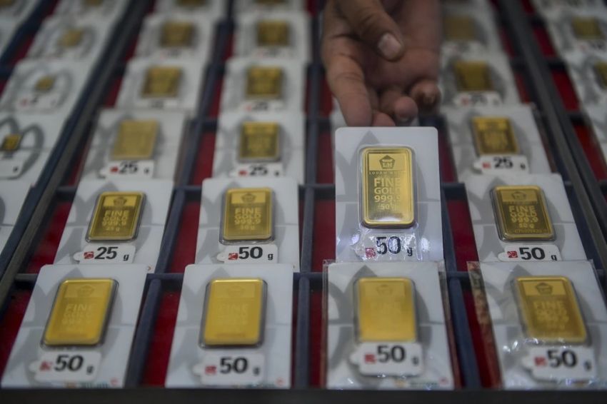 Cetak Rekor Tertinggi Sepanjang Masa, Harga Emas Dunia Tembus 3.500 Dollar AS