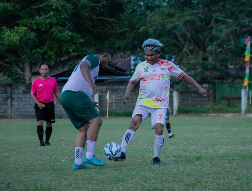 Diikuti 16 Tim, Bupati Sergai Buka Open Turnamen Sepak Bola Nagur Cup 2025