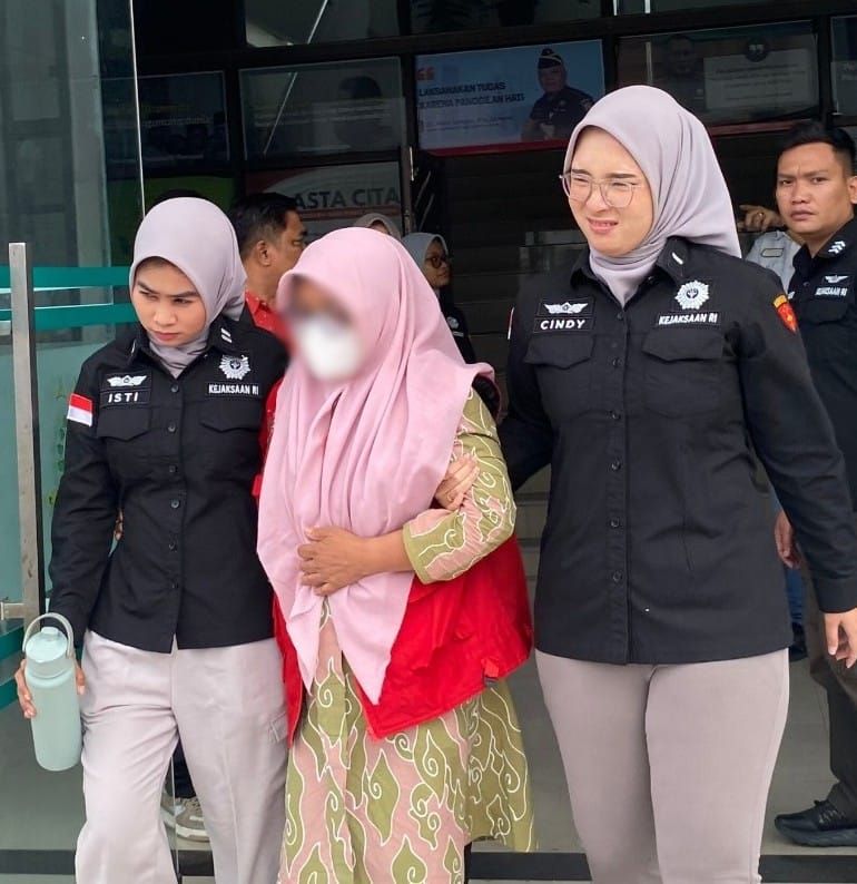 Diduga Korupsi Dana BOS, Mantan Kepala SMAN 19 Medan Ditahan Kejari Belawan