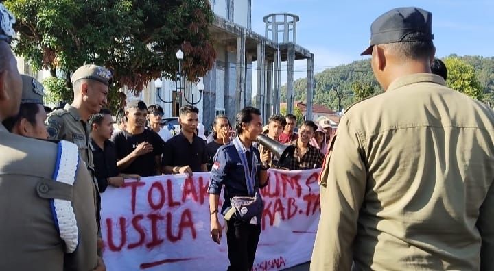 GMKI Tapteng Desak Kemendagri Tak Beri Rekomendasi Pencalonan Sekda Cacat Moral