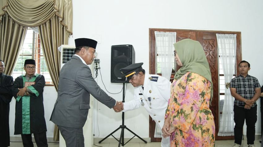 Wabup Deliserdang Lantik 13 Pejabat Administrator dan 8 Fungsional