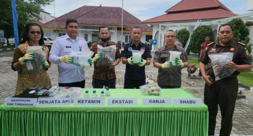 Kejari Deliserdang Musnahkan Barang Bukti 482 Perkara, Termasuk 1,8 Kg Sabu