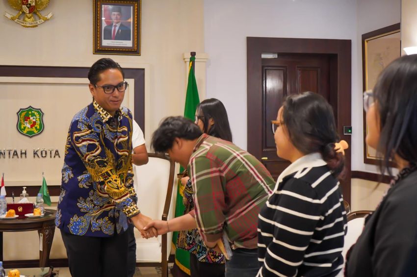 Rico Waas Dukung Anak Muda Angkat Budaya Lokal Lewat Jong Batak&rsquo;s Arts Festival