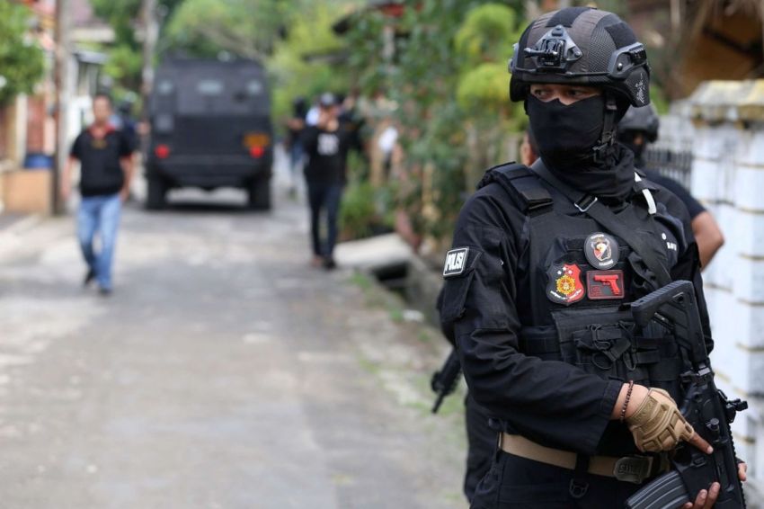 Densus 88 Tangkap 4 Pendukung ISIS di Sumbar dan Sumut