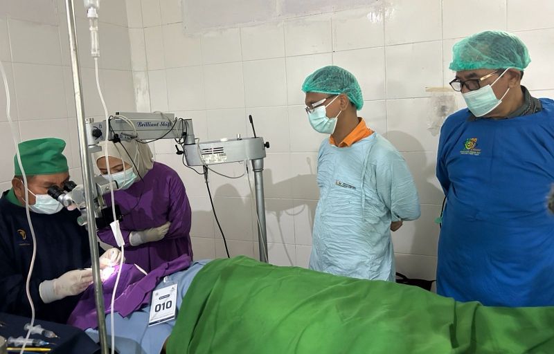 Operasi Mata Gratis Martabe: Bukti Konsistensi PTAR Terhadap Kesehatan Masyarakat