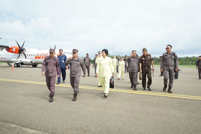 Berkunjung ke Nias, Kajati Sumut dan IAD Sumut Gelar Aksi Sosial untuk Masyarakat