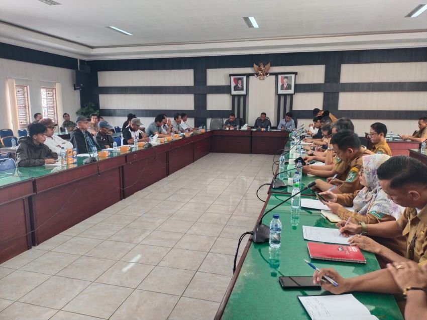 DPRD Simalungun Akan Koordinasi dengan Pemkab Bahas Regulasi Tanaman Teh