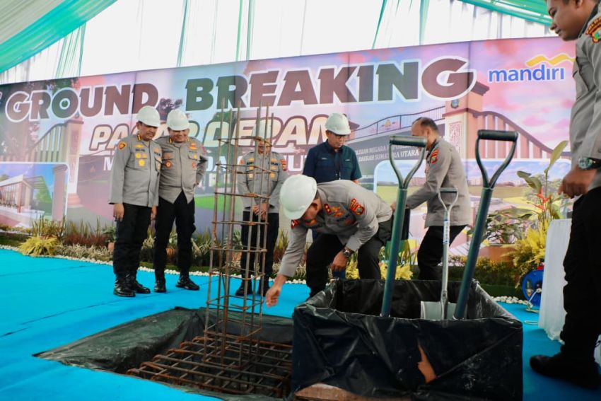 Kapolda Sumut Resmikan Pembangunan Pagar Depan Mapolda