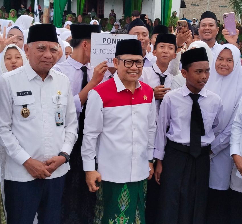 Wagub Sumut Yakin Masinton Pasaribu Mampu Wujudkan Pembangunan Ekslator di Makam Papan Tinggi Barus