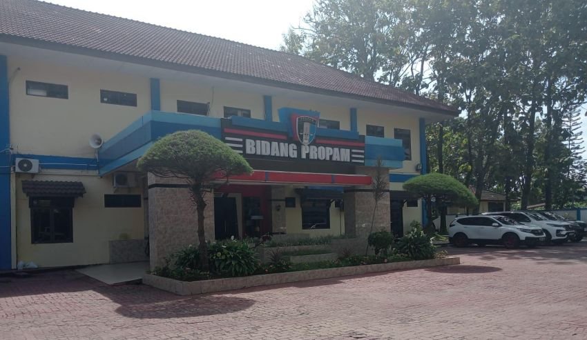 Kompol Dedi Kurniawan Dijatuhi Sanksi Demosi 3 Tahun, Pengacara Korban: “Putusan Terburuk!”