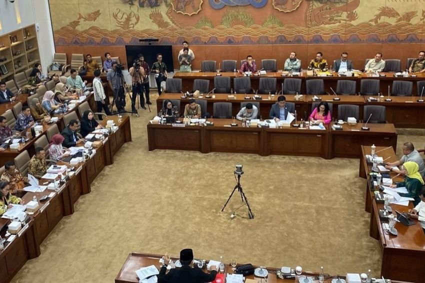 UU BUMN Disahkan, Menteri dan Wamen Dilarang Rangkap Jabatan Komisaris