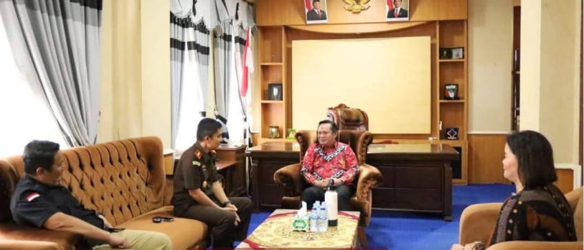 Kajari Gunungsitoli Pamit, Bupati Nias Barat Apresiasi Sinergi Pemda dan Kejaksaan