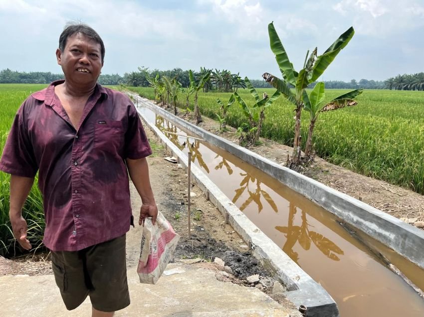 Petani Hamparanperak Senang Sawah Bebas Banjir Berkat Irigasi Baru