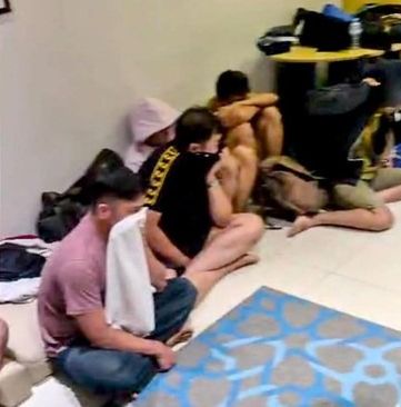 Polisi Gerebek Pesta Seks Gay di Hotel Surabaya