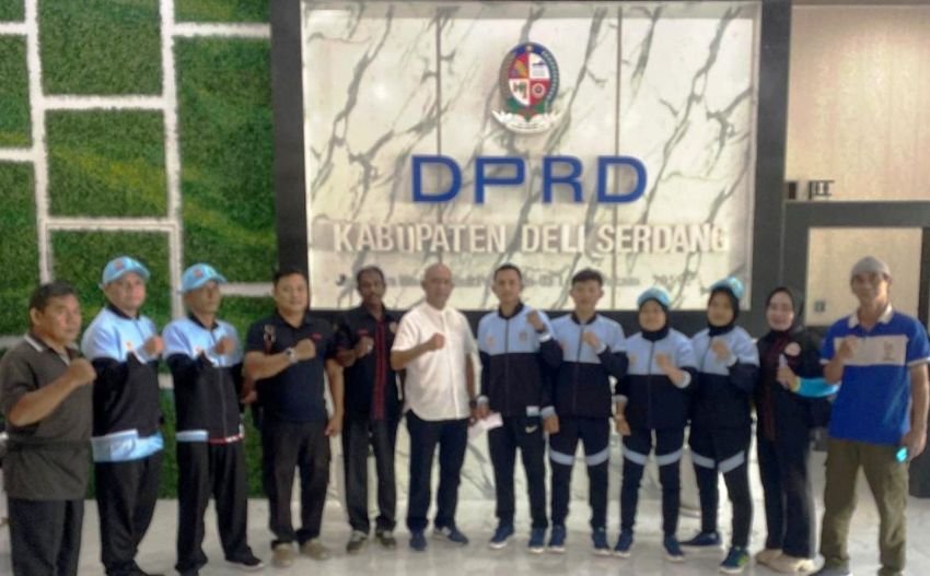 Optimis Pulang Bawa Medali, Dani Ginting Lepas 4 Pencak Silat Asal Deliserdang ke PON Beladiri 2025