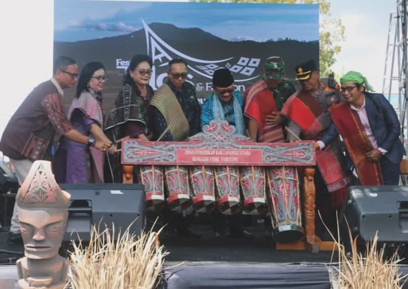 Ketua ASEPHI Sumut Sebut Taput Berpotensi Jadi Sentra Ekspor dan Produksi Ulos Nasional