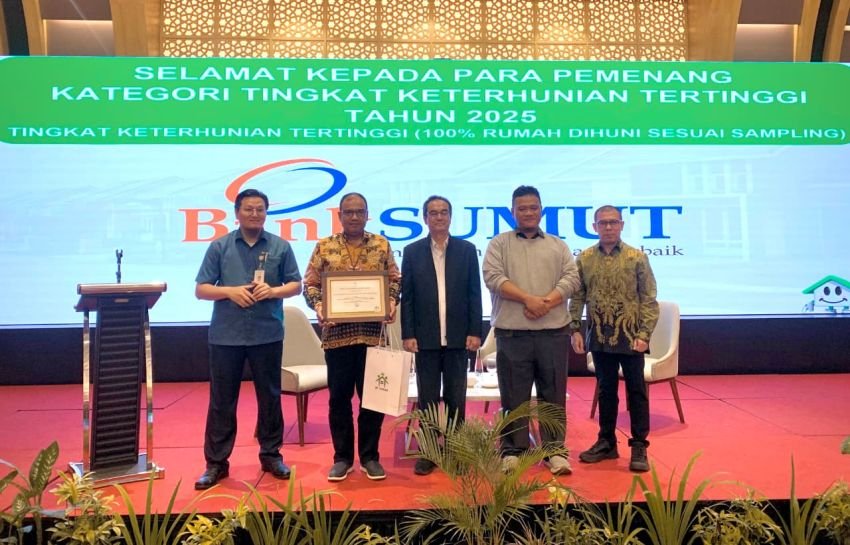 Bank Sumut Raih Penghargaan Keterhunian 100 Persen dari BP Tapera