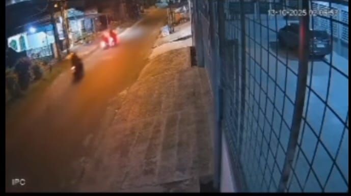 Pengendara Sepeda Motor Dibacok Begal di Mandala