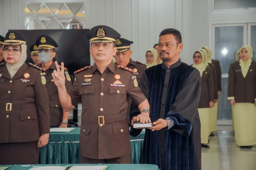 Sumanggar Siagian dari Maluku, Dilantik Jadi Kajari Dharmasraya di Sumatera Barat