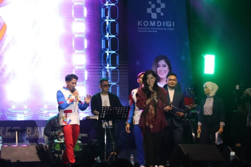 Kunker ke Sergai, Menteri Komdigi Ingatkan Masyarakat Bijak Gunakan Ruang Digital