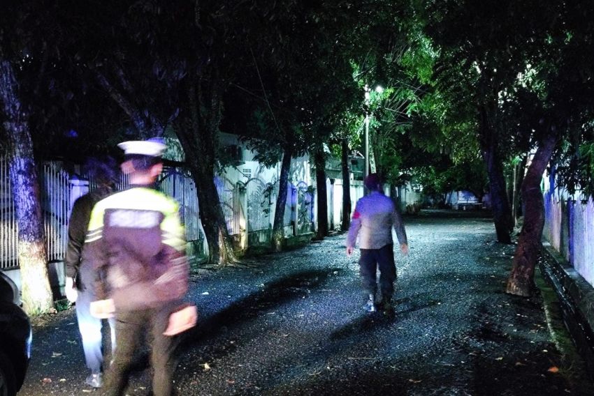 Patroli Gabungan Polres Sibolga Sambangi Pemukiman Warga