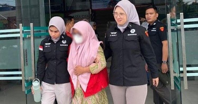 Kasus Dana BOS Rp885 Juta, Mantan Kepala SMAN 19 Medan Duduk di Kursi Terdakwa