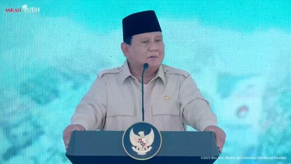 Prabowo Pastikan Pantau dan Kirim Bantuan untuk Korban Banjir dan Longsor di Sumatera