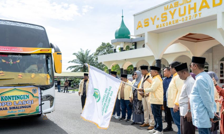 Bupati Simalungun Lepas Kontingen LASQI Ikuti Perlombaan di Medan