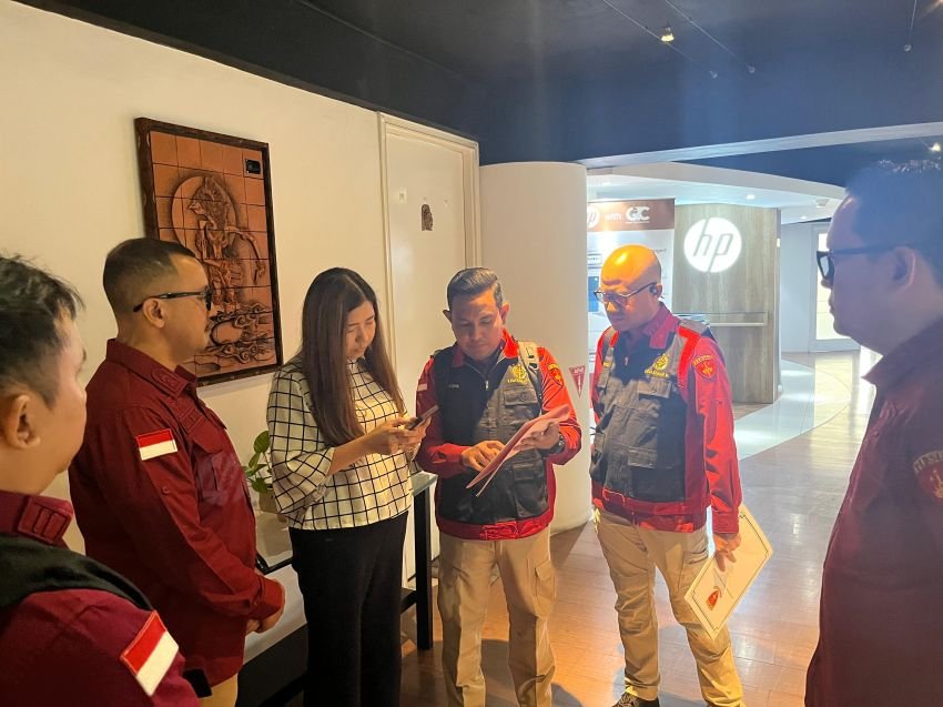 Kejati Geledah 3 Perusahaan di Jakarta, Terkait Dugaan Korupsi Pengadaan Smartboard di Tebing Tinggi