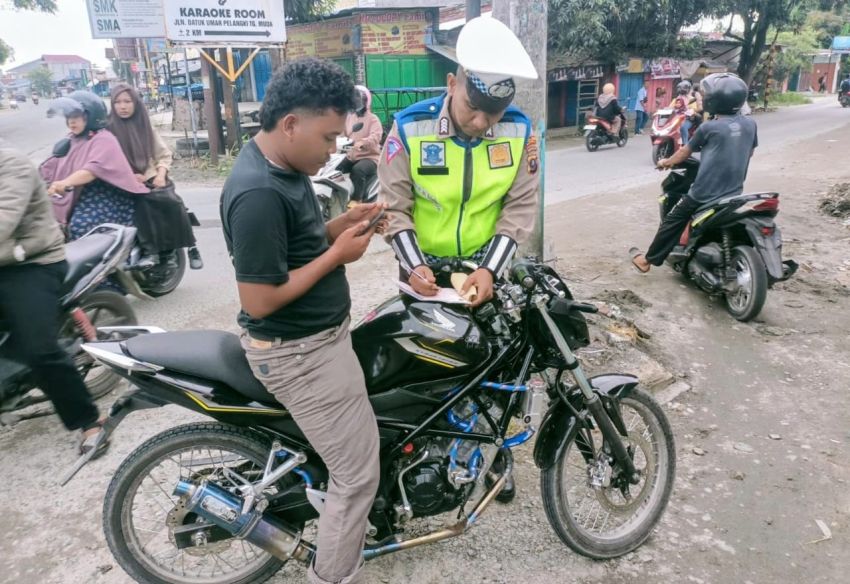 Empat Hari Operasi Zebra Toba, Satlantas Batu Bara Terbitkan 200 Tilang