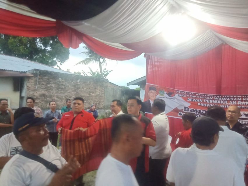 Hasyim SE Diberangkatkan dengan Doa dan Ulos Borhat-borhat