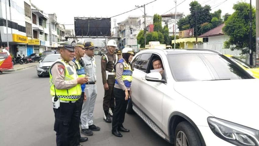 Sat Lantas Polres Pematangsiantar Gelar Razia Gabungan PKB 2025, Puluhan Kendaraan Terjaring