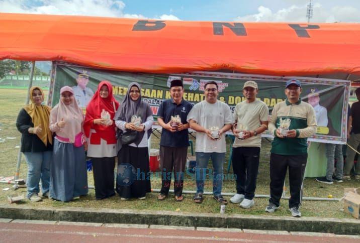 Jelang HKN Ke-61, Dinkes Agara Gelar Donor Darah dan Berikan Bingkisan Kepada Lansia