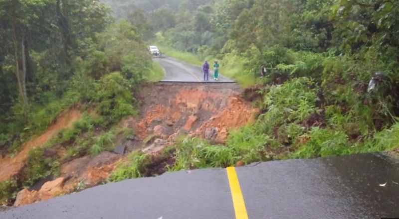 Tapanuli Selatan Dilanda Bencana Alam Tanah Longsor, Jalan Putus dan Banjir
