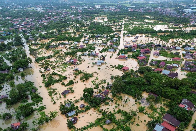 Bantu Penanganan Banjir TNI AL Kerahkan Alutsista dan Pasukan Khusus