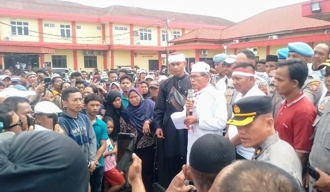Begal Merajalela Ratusan Warga Unjuk Rasa di Mapolres Belawan