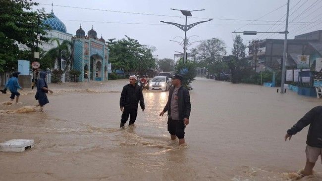 Banjir di Aceh Tewaskan 2 Orang, 1.497 Jiwa Mengungsi