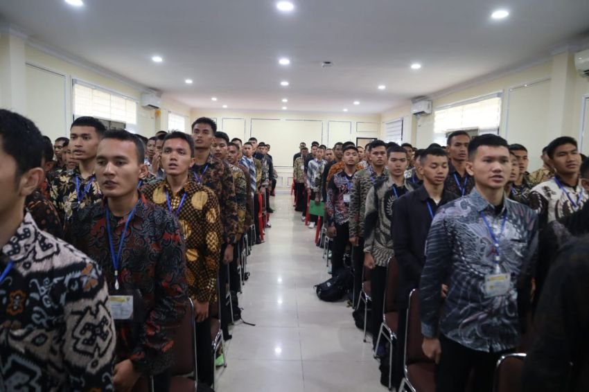 Polrestabes Medan Gelar Penandatanganan Pakta Integritas dan Sumpah untuk 246 Casis Bintara Brimob