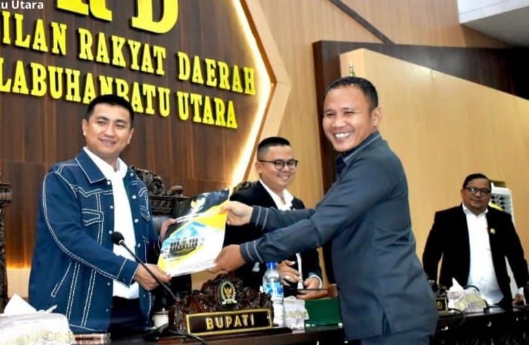 R APBD Labura TA 2026 Diketuk Malam Hari, Selisih Pendapatan dan Belanja Rp 10 M